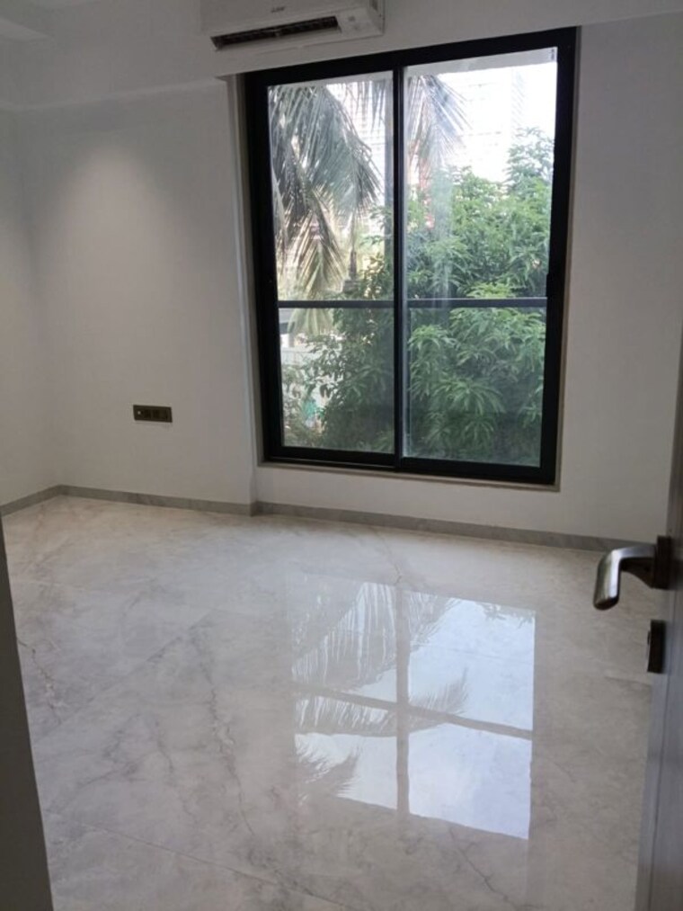 Bathroom, sarthak-amrut-tara 2 Bedroom 950 Sq.Ft. Apartment In Andheri West Mumbai 10570837