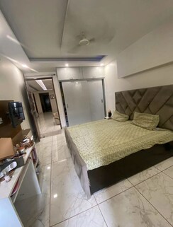 3 BHK + Prayer Room,Extra Room Builder Floor For Sale in DLF Centre Point