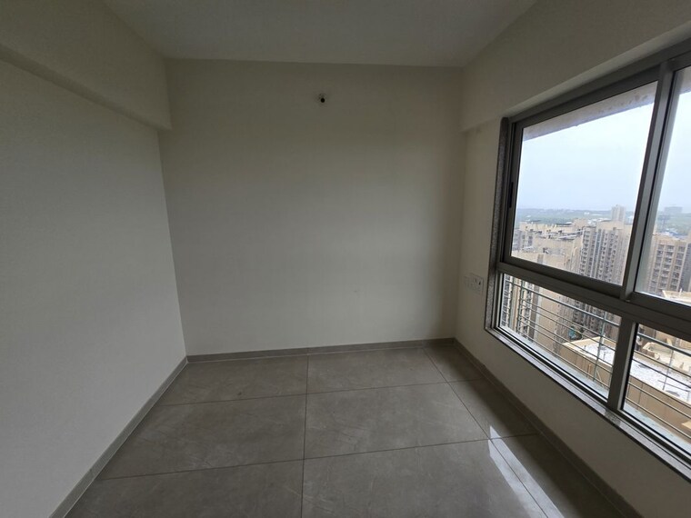 Room, gurukrupa-marina-enclave 2 Bedroom 645 Sq.Ft. Apartment In Malad West Mumbai 10570825