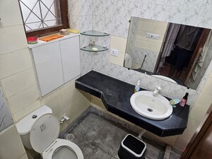 Team Area in 3 BHK Villa at Sector 45 – for Rent
