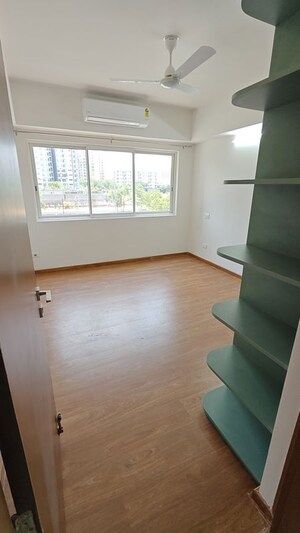 Room in 3 BHK Apartment at Godrej Air Sector 85, Sector 85 – for Rent