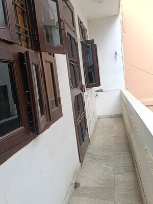 Balcony in 2 BHK Builder Floor at Sector 47 – for Rent