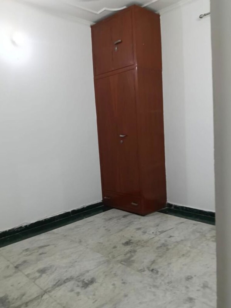 Room, sector 47 2 Bedroom 160 Sq.Yd. Builder Floor In Sector 47 Gurgaon 10570889