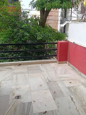 Balcony in 2 BHK Builder Floor at Sector 47 – for Rent