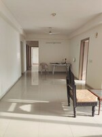 4 BHK + Servant Room 2350 Sq.Ft. Apartment in DLF Express Greens