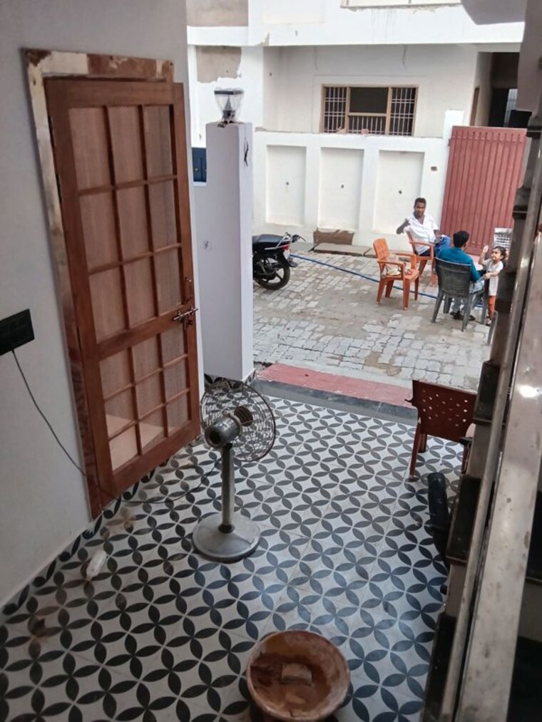  Parking, chinhat 3 Bedroom 1500 Sq.Ft. Villa In Chinhat Lucknow 10570905