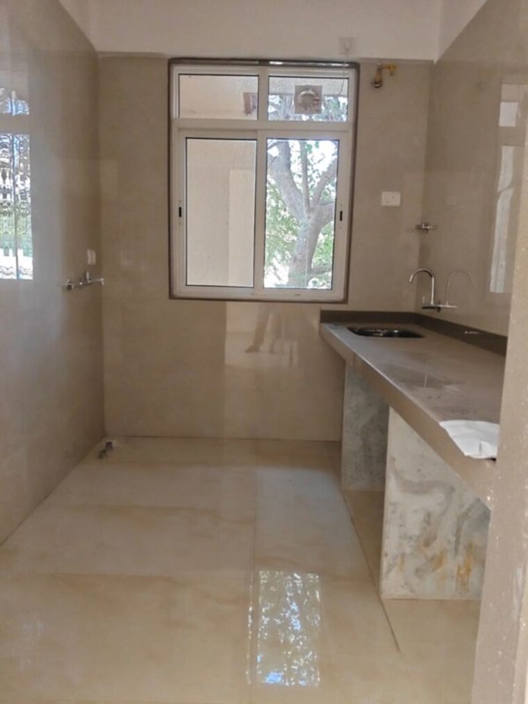 Room, sugee-sea-krest 2 Bedroom 700 Sq.Ft. Apartment In Worli Mumbai 10570911