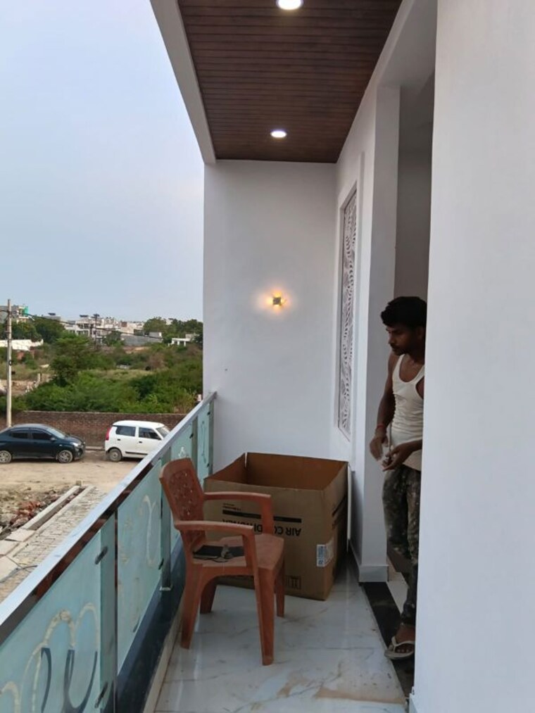 Balcony, chinhat 3 Bedroom 1500 Sq.Ft. Villa In Chinhat Lucknow 10570915
