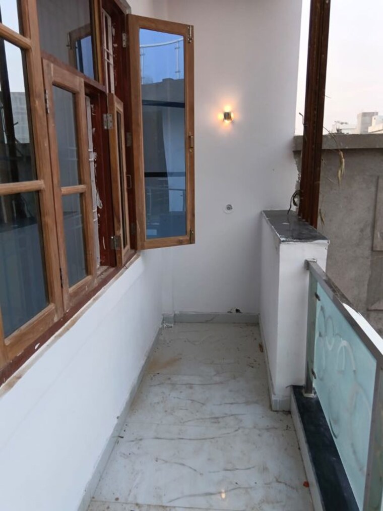 Balcony, chinhat 3 Bedroom 1500 Sq.Ft. Villa In Chinhat Lucknow 10570915
