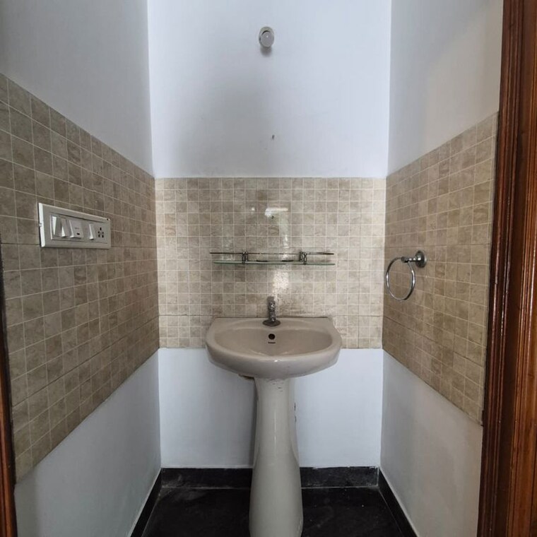 Bathroom, btm layout stage 2 1 Bedroom 600 Sq.Ft. Independent House In Btm Layout Stage 2 Bangalore 10570907