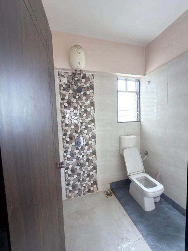 Bathroom, satyam-rajyog 2 Bedroom 1000 Sq.Ft. Apartment In Dhanori Pune 10570898