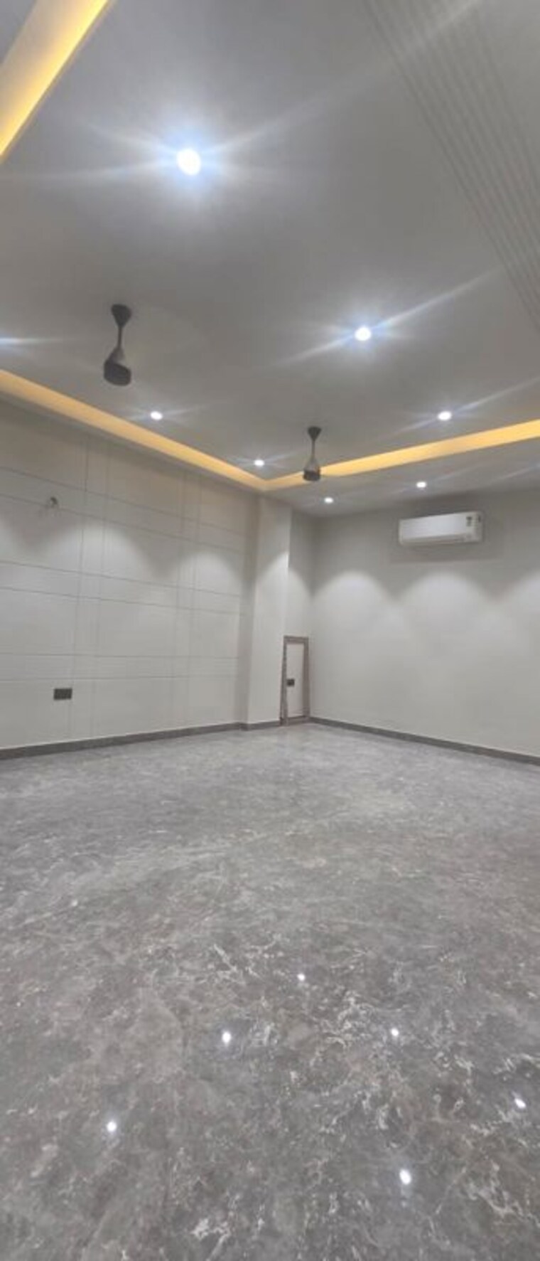 Room, gujranwala town 3 Bedroom 167 Sq.Ft. Builder Floor In Gujranwala Town Delhi 10570939