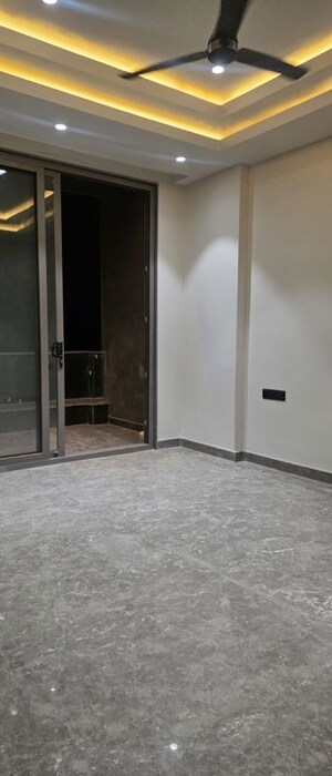 Room in 3 BHK Builder Floor at Gujranwala Town – for Sale