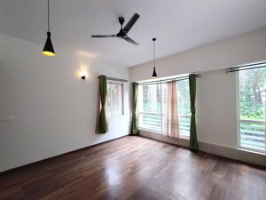 Room in 4 BHK Apartment at Prestige White Meadows, Whitefield – for Sale