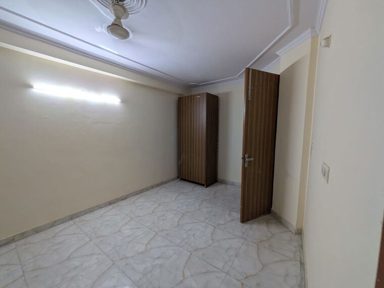 Room, paryavaran complex 2 Bedroom 1000 Sq.Ft. Builder Floor In Paryavaran Complex Delhi 10570933