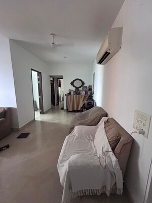 3 BHK Apartment For Rent in DB Woods, Goregaon East