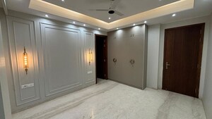 Room in 3.5 BHK Apartment at DLF Express Greens, Manesar Sector 1a – for Sale