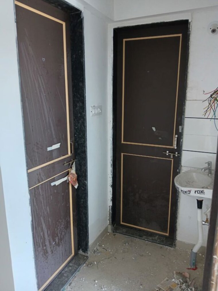 Bathroom, katraj 1 Bedroom 550 Sq.Ft. Apartment In Katraj Pune 10570978
