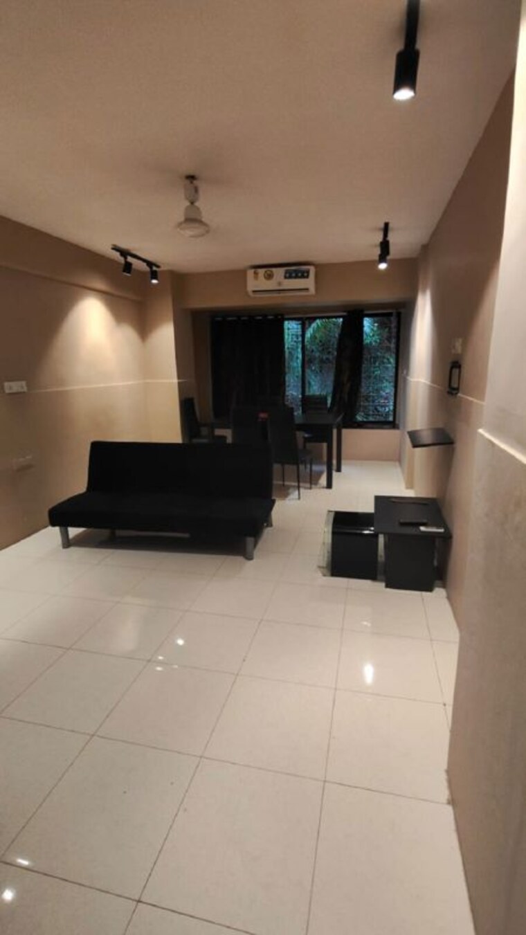 Living Room, juhu 2 Bedroom 700 Sq.Ft. Apartment In Juhu Mumbai 10570976