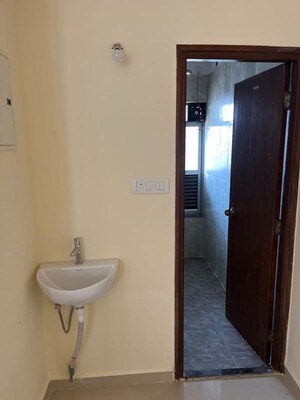 Bathroom in  Pg at Mulund West – for Rent