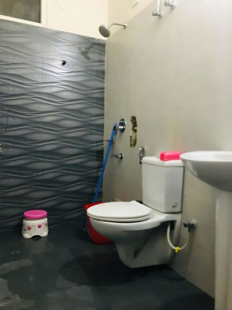 Bathroom, green-valley-heights 3 Bedroom 1850 Sq.Ft. Apartment In Dhakoli Zirakpur 10570995