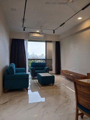 Living Room in 2 BHK Apartment at Mukta Apartment 10th Main, Khar West – for Rent