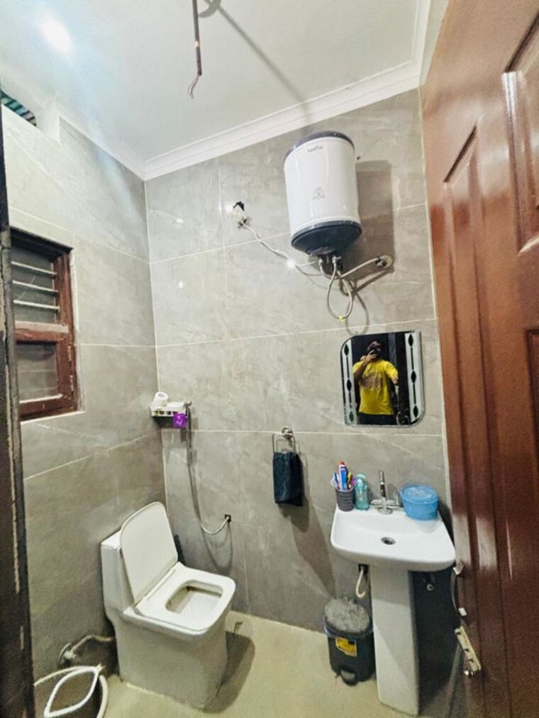 Bathroom, penta-homes 2 Bedroom 1300 Sq.Ft. Apartment In Vip Road Zirakpur 10571016
