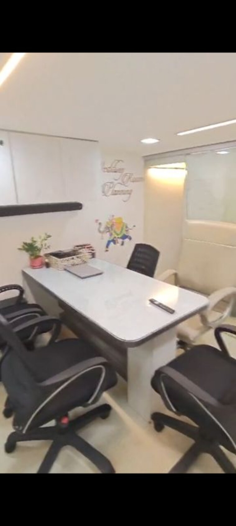 Team Area, netaji subhash place Commercial Office Space 650 Sq.Ft. In Netaji Subhash Place Delhi 10571012