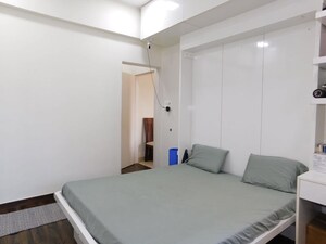 Bedroom in 2.5 BHK Apartment at SD Alpine, Kandivali East – for Sale