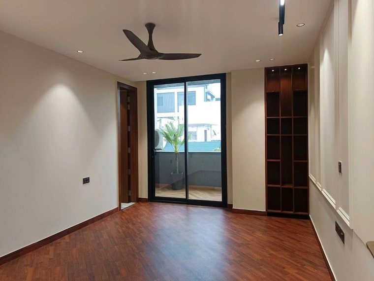 Room, green park 6 Bedroom 500 Sq.Yd. Villa In Green Park Delhi 10571047