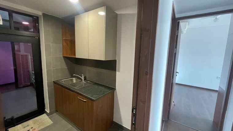 Kitchen, krisumi-waterfall-suites 3 Bedroom 1950 Sq.Ft. Apartment In Sector 36a Gurgaon 10571031