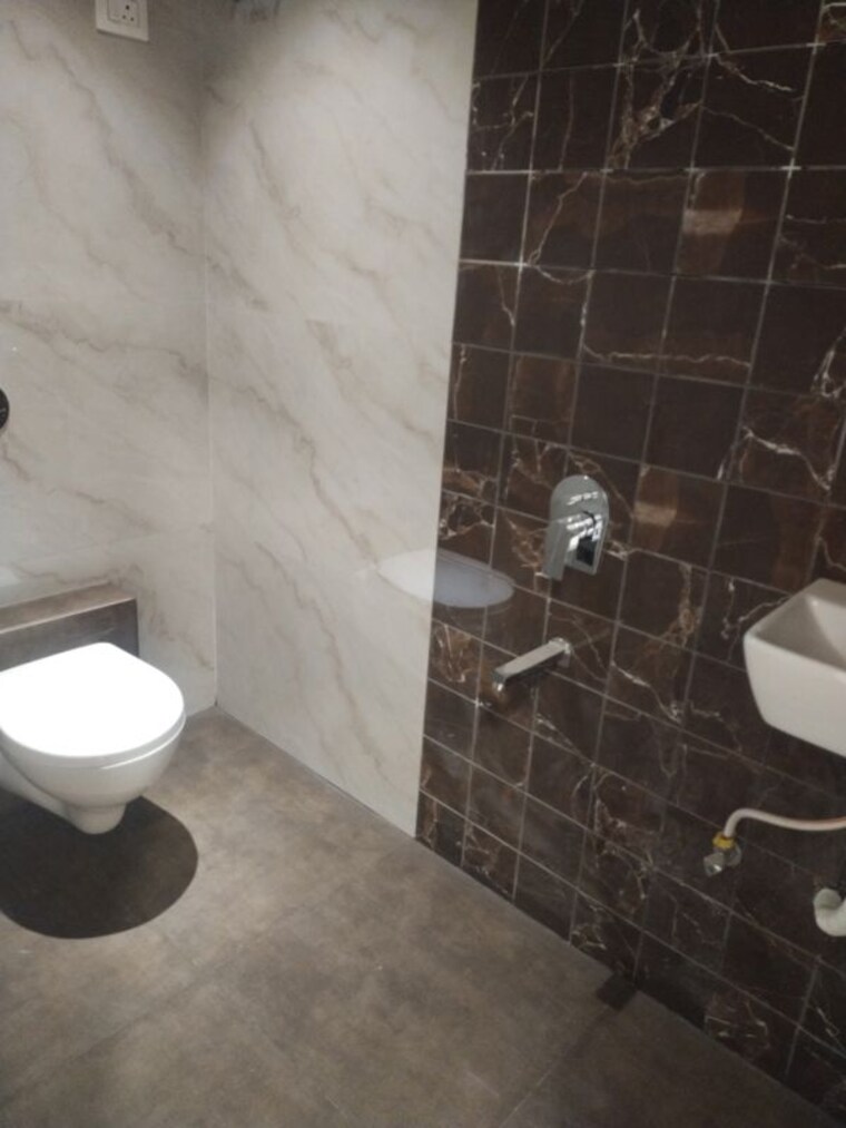 Bathroom, neelkanth-aspire 1 Bedroom 680 Sq.Ft. Apartment In Karanjade Navi Mumbai 10571062