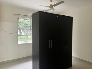 Room in 2 BHK Apartment at Prestige Notting Hill, Bannerghatta Road – for Rent