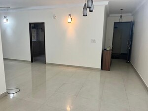 Room in 2 BHK Apartment at Prestige Notting Hill, Bannerghatta Road – for Rent