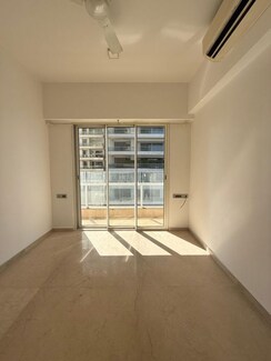 2 BHK Apartment For Sale in Omkar Alta Monte