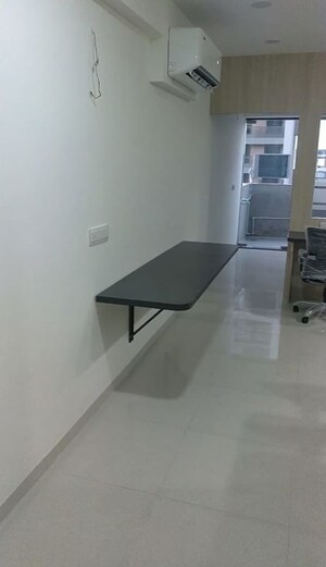 Room in  Office Space at Sola – for Rent