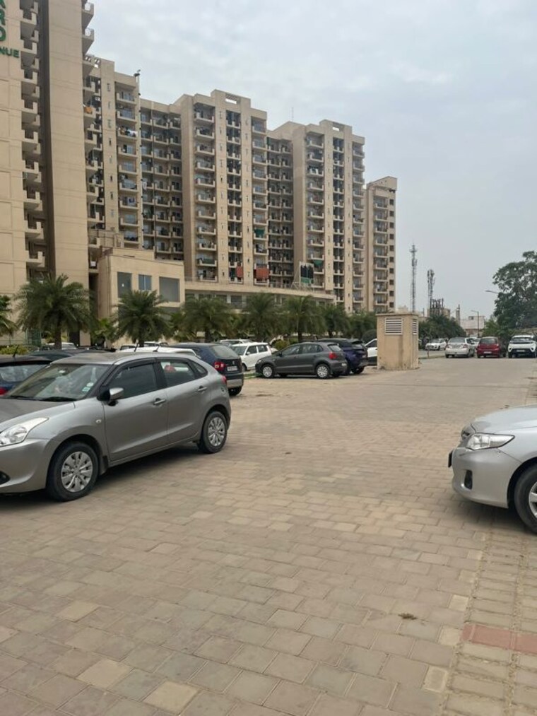  Parking, signature-global-orchard-avenue 2 Bedroom 645 Sq.Ft. Apartment In Sector 93 Gurgaon 10571127