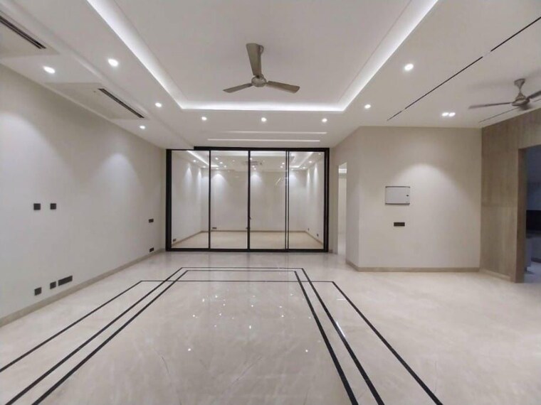 Room, anand lok 6 Bedroom 400 Sq.Ft. Villa In Anand Lok Delhi 10571139
