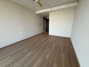 Room in 3.5 BHK Apartment at Panchshil Towers, Kharadi – for Rent