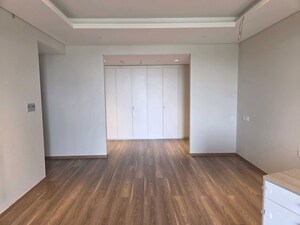 Room in 3.5 BHK Apartment at Panchshil Towers, Kharadi – for Rent