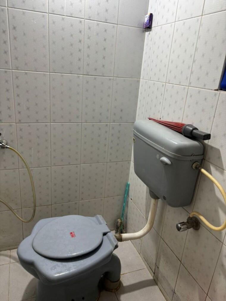 Bathroom, vanshaj-lara-prestige 2 Bedroom 1200 Sq.Ft. Apartment In Pashan Pune 10571182