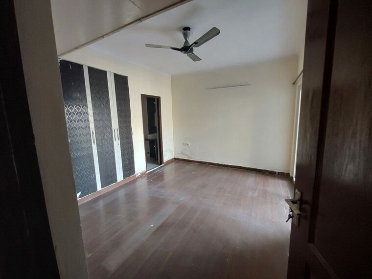 Room, saviour-park 3.5 Bedroom 1800 Sq.Ft. Apartment In Mohan Nagar Ghaziabad 10571175