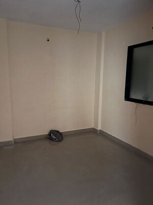 Room in 1 BHK Apartment at Bhoomik Appartment, Bonshet – for Sale