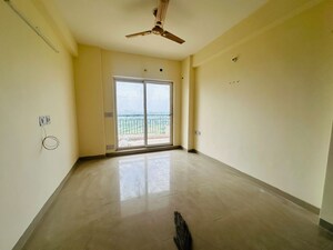 Room in 3 BHK Apartment at Ansal Crown Heights, Sector 80 – for Rent