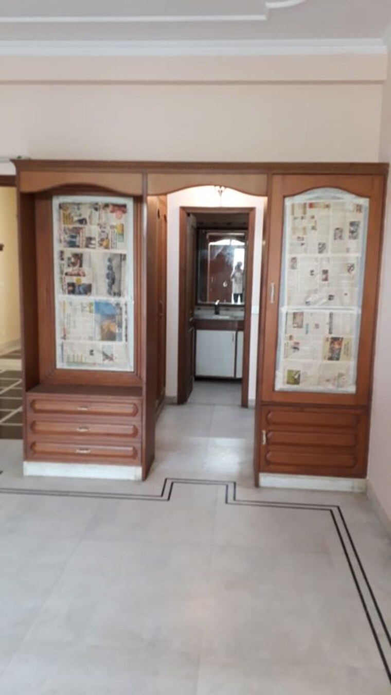 Living Room, dlf-green-avenue 3 Bedroom 360 Sq.Yd. Independent House In Dlf Phase iv Gurgaon 10571213