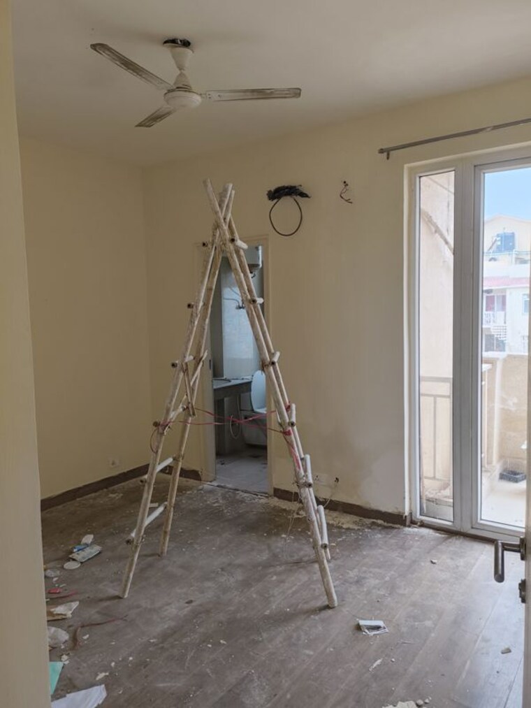Gym, emaar-palm-hills 3.5 Bedroom 1550 Sq.Ft. Apartment In Sector 77 Gurgaon 10571209