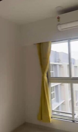 Room in 1 BHK Apartment at Ellora Apartment Santacruz, Santacruz East – for Rent