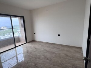 Room in 3 BHK Apartment at VTP Sierra, Baner – for Rent