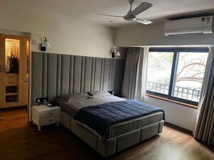 Bedroom in 2 BHK Apartment at Saptrishi Juhu Serene, Dn Nagar – for Rent