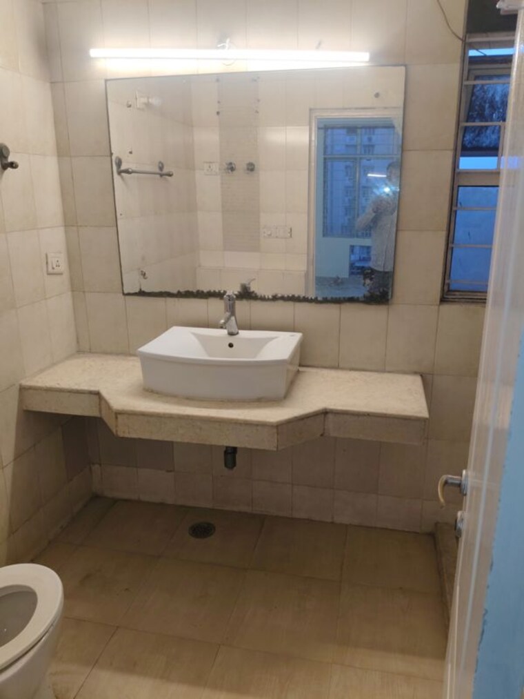 Bathroom, eldeco-green-meadows 3 Bedroom 1840 Sq.Ft. Apartment In Pi Greater Noida Greater Noida 10571231